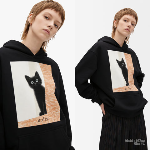 予約：urday【cat】アートワークスウェットプルパーカ（u-a-spk-0001-05）ブラック/urday（マミアン）